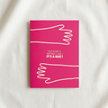Geburtstagskarte „It's a Hug!" – Umarmung in Pink